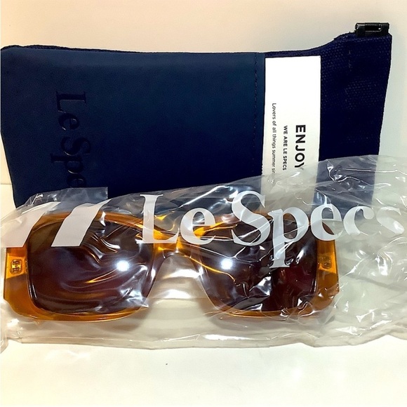 Le Specs Nouveau Riche Caramel Sunglasses - Picture 7 of 10